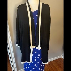 NWOT Chico’s Cape in Black and Cream!